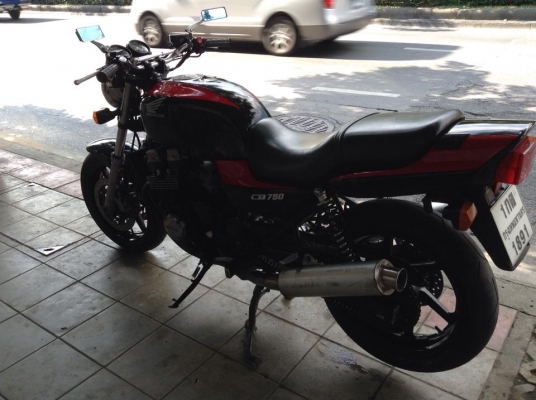 ขายcb750fทะเบียนภาษีพรบครบไม่ขาดต่อเครื่องแน่นมากไม่มีเสียงดังสตาททีเดียวติด ขายcb750fทะเบียนภาษีพรบครบไม่ขาดต่อเครื่องแน่นมากไม่มีเสียงดังสตาททีเดียวติด