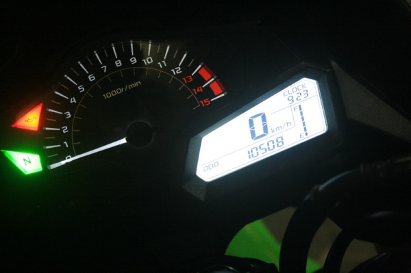 __NINJA 250 สีเขียว ท่อ AKRAPOVIC ปี2013 ฿110,000__