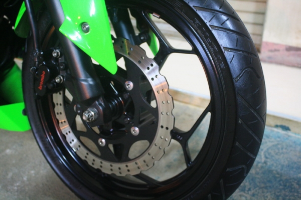 __NINJA 250 สีเขียว ท่อ AKRAPOVIC ปี2013 ฿110,000__