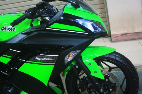 __NINJA 250 สีเขียว ท่อ AKRAPOVIC ปี2013 ฿110,000__