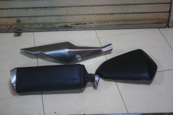 __NINJA 250 สีเขียว ท่อ AKRAPOVIC ปี2013 ฿110,000__
