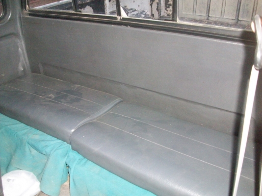 กระบะพร้อมใช้ เอาไปใช้งานใด้เลย  เครื่อง 2500 ฝาทอง ขาย  58000 บาทครับ