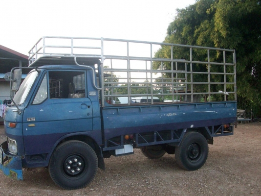 รถบรรทุกขายตามสภาพครับ