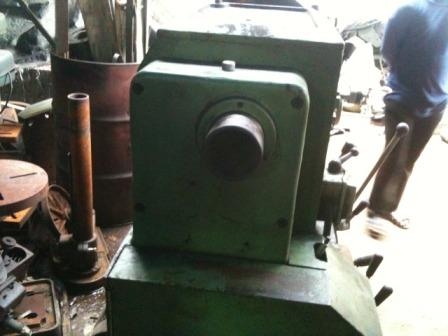 แท่นกลึง 6 ฟุต คอลึก รุ่นหนัก สภาพสวย ๆ 2 เพลา เกียร์บล็อก ด่วน !!! 98,000 แท่นกลึง 6 ฟุต คอลึก รุ่นหนัก สภาพสวย ๆ 2 เพลา เกียร์บล็อก ด่วน !!! 98,000