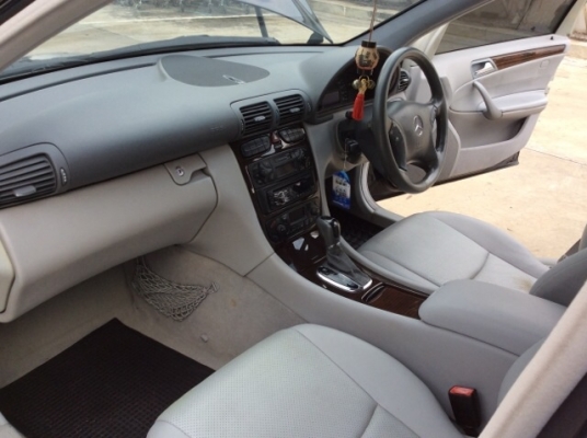 ขายเบนส์ c180 w203 ปี02 เครื่องเดิม เกียร์ออโต้ ไฟฟ้าทั้งคัน เบาะหนังหรูปรับไฟฟ้า แอร์จอ ลายไม้ พวงมาลัยมัลติฟังก์ชั่น เบรคabs/แอร์แบค8ใบ ครูสคอลโทรล รถสวย มือเดียวป้ายแดง วิ่งน้อยไมล์แท้ ประกันประเภท1 รถสวยๆ พร้อมใช้ครับ ขายเบนส์ c180 w203 ปี02 เครื่องเดิม เกียร์ออโต้ ไฟฟ้าทั้งคัน เบาะหนังหรูปรับไฟฟ้า แอร์จอ ลายไม้ พวงมาลัยมัลติฟังก์ชั่น เบรคabs/แอร์แบค8ใบ ครูสคอลโทรล รถสวย มือเดียวป้ายแดง วิ่งน้อยไมล์แท้ ประกันประเภท1 รถสวยๆ พร้อมใช้ครับ