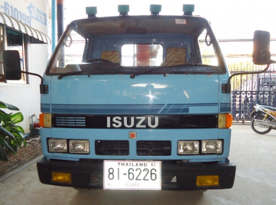 ISUZU 4ล้อติดเครน 2T.