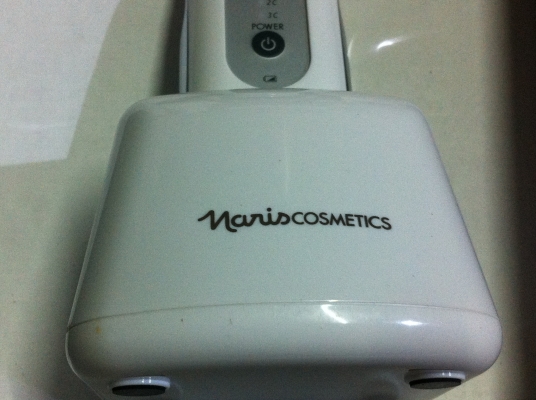 เครื่อง MEGA BEAUTY LED เป็นเครื่องที่เกี่ยวกับเรื่องความงามต่างๆบนหน้า เครื่อง MEGA BEAUTY LED เป็นเครื่องที่เกี่ยวกับเรื่องความงามต่างๆบนหน้า