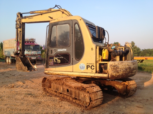 ขายแม็คโคร  PC 70-7        (ส่งให้ถีงที่)