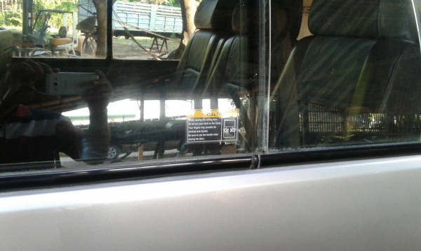 รถตู้นิสสันปี 06 ขาย 295000