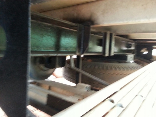 รถอีซูซุ 10 ล้อ  พื้นเรียบ 210 แรงม้า.  ( ขายแม่ , ลูก )  สนใจติดต่อ 081 - 6079515