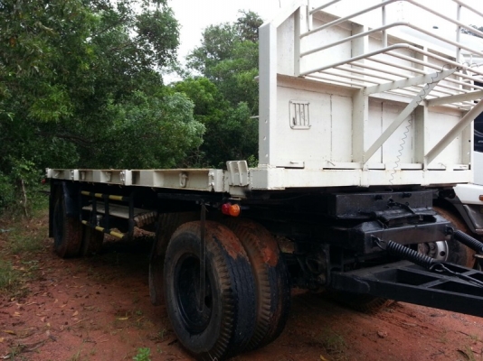 รถอีซูซุ 10 ล้อ  พื้นเรียบ 210 แรงม้า.  ( ขายแม่ , ลูก )  สนใจติดต่อ 081 - 6079515