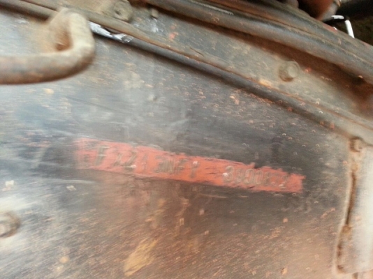 รถอีซูซุ 10 ล้อ  พื้นเรียบ 210 แรงม้า.  ( ขายแม่ , ลูก )  สนใจติดต่อ 081 - 6079515