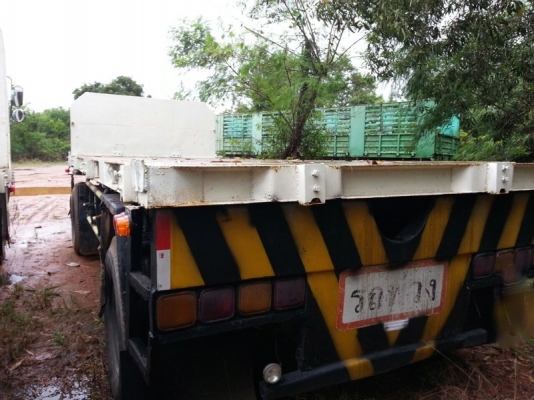 รถอีซูซุ 10 ล้อ  พื้นเรียบ 210 แรงม้า.  ( ขายแม่ , ลูก )  สนใจติดต่อ 081 - 6079515