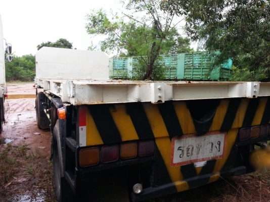 รถอีซูซุ 10 ล้อ  พื้นเรียบ 210 แรงม้า.  ( ขายแม่ , ลูก )  สนใจติดต่อ 081 - 6079515