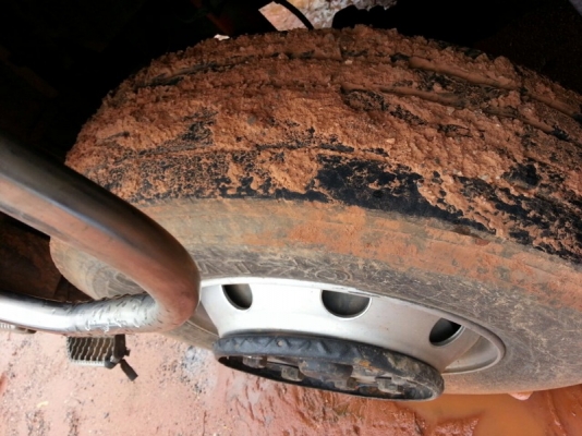 รถอีซูซุ 10 ล้อ  พื้นเรียบ 210 แรงม้า.  ( ขายแม่ , ลูก )  สนใจติดต่อ 081 - 6079515