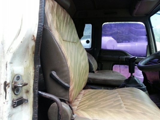 รถอีซูซุ 10 ล้อ  พื้นเรียบ 210 แรงม้า.  ( ขายแม่ , ลูก )  สนใจติดต่อ 081 - 6079515