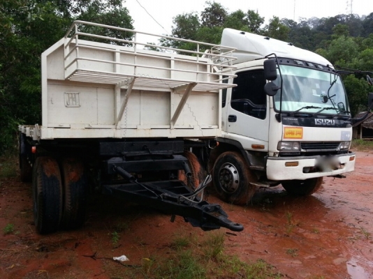 รถอีซูซุ 10 ล้อ  พื้นเรียบ 210 แรงม้า.  ( ขายแม่ , ลูก )  สนใจติดต่อ 081 - 6079515