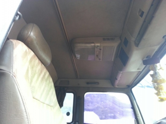 รถอีซูซุ 10 ล้อ  พื้นเรียบ 210 แรงม้า.  ( ขายแม่ , ลูก )  สนใจติดต่อ 081 - 6079515