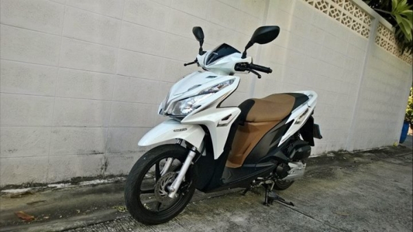 Click125i 2014 ตัว TOP ideling ราคาสุดพิเศษ พร้อมข้อเสนอสุดเร้าใจ