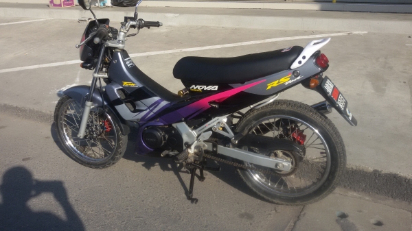 ขายฮอนด้าโนวาแดรซ125ซีซี เดิมทั้งคัน เครื่องไม่เคยแกะ สภาพดี ภาษีไม่ขาดชุดโอนพร้อม