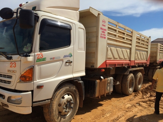 (251แรง)18ล้อแม่-ลูก FM8JNLD-12755 ปี*56 ทั้งแม่-ลูก รถสวยเดิมๆ ไมล์ 98000 กม.