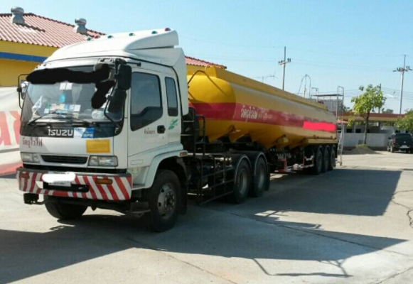 ขายรถบรรทุกISUZU270พร้อมกึ่งพ่วงน้ำมัน