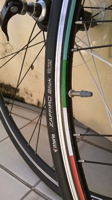 ล้อเดิมติดรถ Bianchi nirone7 ปี15 พร้อมยางนอก ใน ล้อเดิมติดรถ Bianchi nirone7 ปี15 พร้อมยางนอก ใน