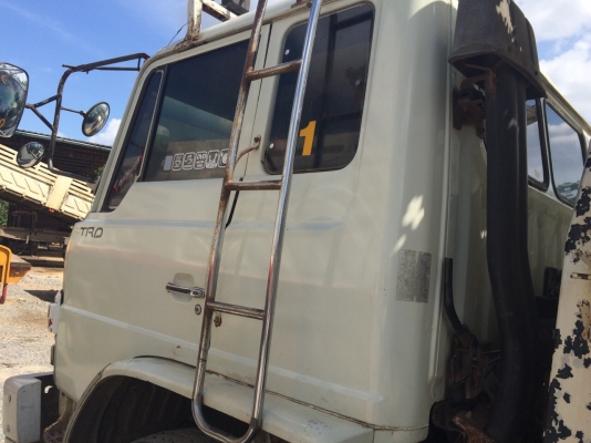 10ล้อดั้ม2เพลา 185 แรง FM187LA รถสวย..เดิมๆหัวเดิมบาง  เครื่องเดิม..