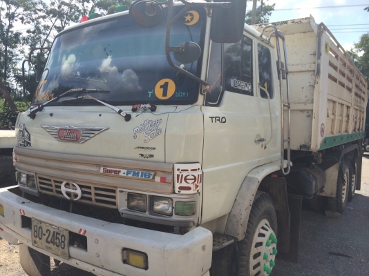 10ล้อดั้ม2เพลา 185 แรง FM187LA รถสวย..เดิมๆหัวเดิมบาง  เครื่องเดิม..