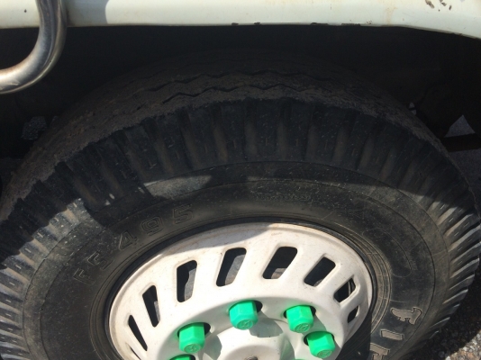 10ล้อดั้ม2เพลา 185 แรง FM187LA รถสวย..เดิมๆหัวเดิมบาง  เครื่องเดิม..