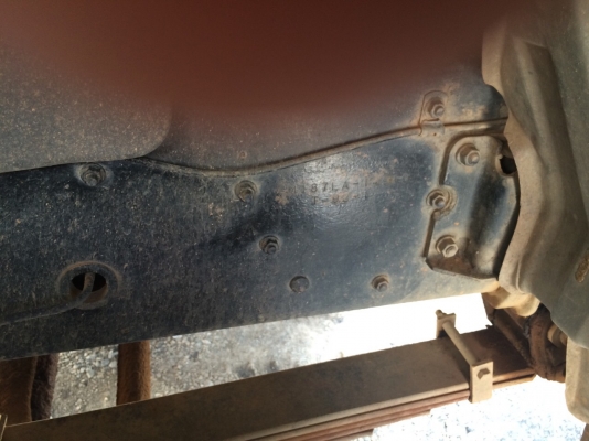 10ล้อดั้ม2เพลา 185 แรง FM187LA รถสวย..เดิมๆหัวเดิมบาง  เครื่องเดิม..