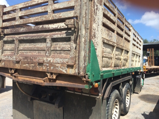 10ล้อดั้ม2เพลา 185 แรง FM187LA รถสวย..เดิมๆหัวเดิมบาง  เครื่องเดิม..