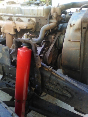 ISUZU NKR ปี  42  รถบ้าน 88 แรงม้า  (แก้ไขราคา265000)ขายตามสภาพครับ ภาษีทะเบียนไม่ขาดต่อ