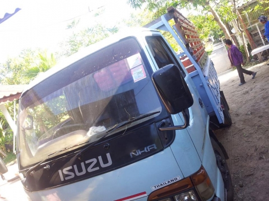 ISUZU NKR ปี  42  รถบ้าน 88 แรงม้า  (แก้ไขราคา265000)ขายตามสภาพครับ ภาษีทะเบียนไม่ขาดต่อ