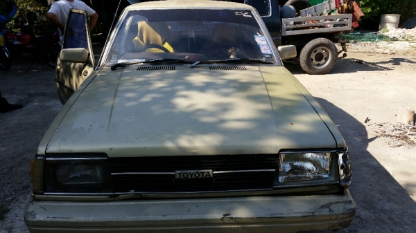 โตโยต้า GL 4ประตู เครื่อง 4K 5 เกียร์ พร้อมโอน ขาย 19,800 บาท