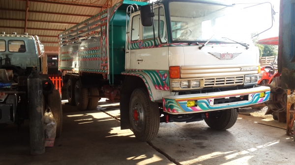 ขายด่วน SUMO 227 2เพลาดั้ม กระบะเนียม มีลำโพงลากลูก ขายด่วน SUMO 227 2เพลาดั้ม กระบะเนียม มีลำโพงลากลูก