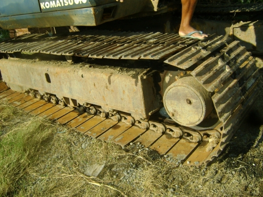 ขายถูก !!!! รถแมคโคร ยี่ห้อ KOMATSU PC 120 รุ่น 3 ด่วน! ขายถูก !!!! รถแมคโคร ยี่ห้อ KOMATSU PC 120 รุ่น 3 ด่วน!