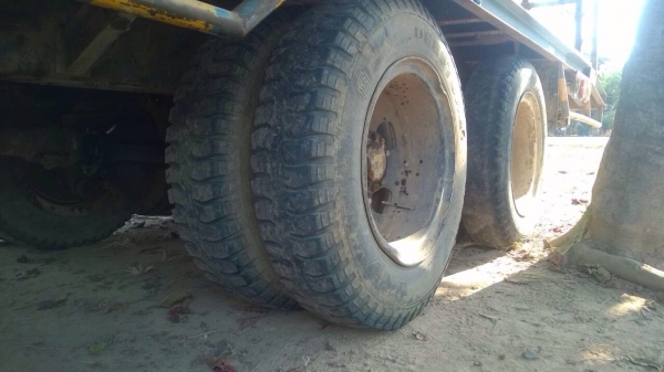 ขายสิบล้อเทเลอร์รถเกี่ยว HINO KT920 เครื่อง HO6C - 195 แรง หัว F18 ลงเล่มเรียบร้อย