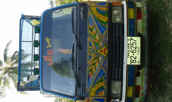 ขายรถหกล้อดั๊ม เครื่อง100แรง   สนใจติดต่อ0871625333