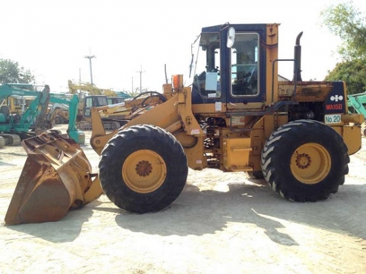 โปรโมชั่นส่งท้ายปี รถตัก KOMATSU WA 150-1 สวยๆ นำเข้าจากญี่ปุ่น สภาพสวยตามรูป พร้อมใช้งาน 090-986-2521 อ๊อบ