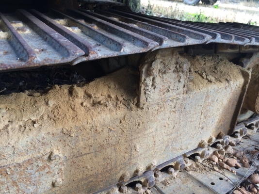 PC40-3 เก๋งตู้ รถใช้ส่วนตัวทำงานในสวนในไร่ สภาพยังดีอยู่...