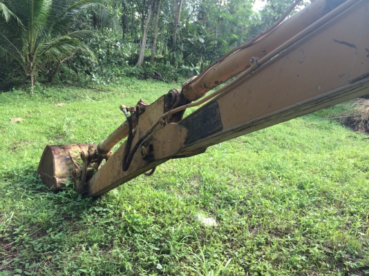 PC40-3 เก๋งตู้ รถใช้ส่วนตัวทำงานในสวนในไร่ สภาพยังดีอยู่...