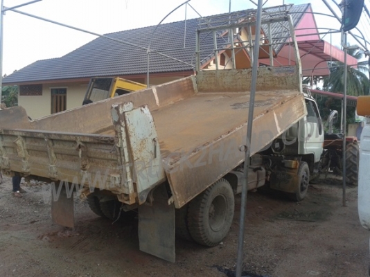 รถบรรทุก 6 ล้อดัมพ์ TOYOTA DYNA