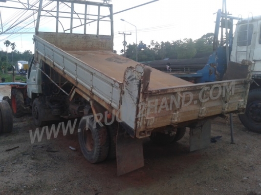 รถบรรทุก 6 ล้อดัมพ์ TOYOTA DYNA