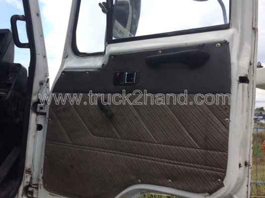 รถบรรทุกน้ำมัน 10 ล้อ