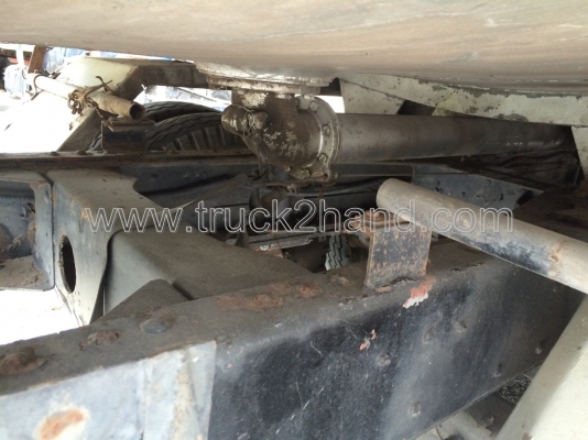 รถบรรทุกน้ำมัน 10 ล้อ