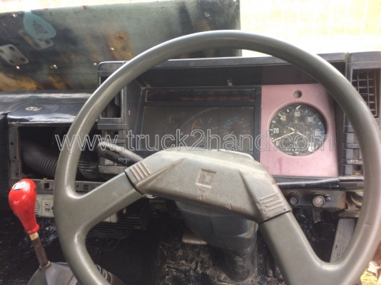 รถบรรทุกน้ำมัน 10 ล้อ