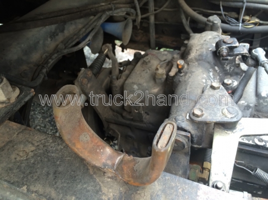 รถบรรทุกน้ำมัน 10 ล้อ