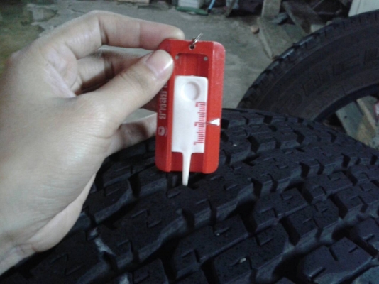 ยาง 255-65-17 บริดสโตน ดูลเลอร์840-ปี14 ยาง 255-65-17 บริดสโตน ดูลเลอร์840-ปี14