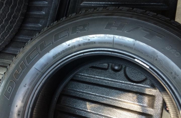 ยาง 255-65-17 บริดสโตน ดูลเลอร์840-ปี14 ยาง 255-65-17 บริดสโตน ดูลเลอร์840-ปี14